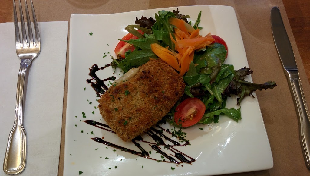 Les Moutons Noirs | 615 Rue Jacques-Bédard, Québec, QC G2N 1C5, Canada | Phone: (418) 841-3232