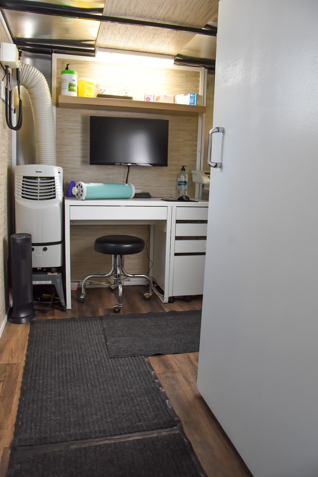 Simple Serve Mobile Occupational Health Services - Rural Alberta | 310 300 Southridge Pl, Didsbury, AB T0M 0W0, Canada | Phone: (587) 832-2420