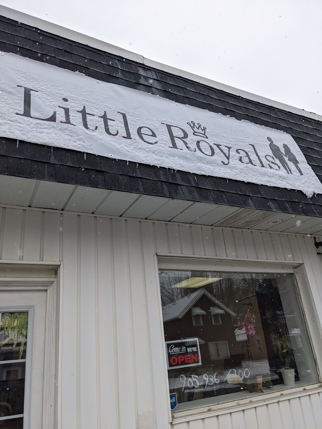Little Royals Ltd | 34A Queen St N, Tottenham, ON L0G 1W0, Canada | Phone: (647) 972-1685