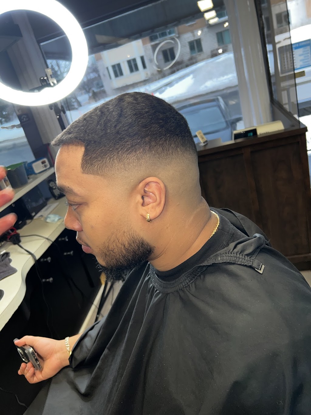 Lui Style Au Masculin | 1358 Av Victoria, Greenfield Park, QC J4V 1L9, Canada | Phone: (450) 466-0320