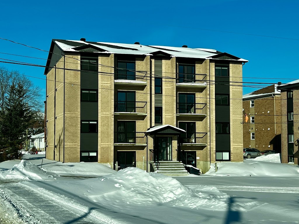 LittleForks.ca | 2865 Rue College Suite 201, Sherbrooke, QC J1M 1M2, Canada | Phone: (514) 829-8515