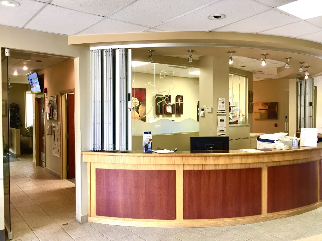 Pro Physio & Sport Medicine Centres Gloucester | 1427 Ogilvie Rd, Gloucester, ON K1J 8M7, Canada | Phone: (613) 745-5643