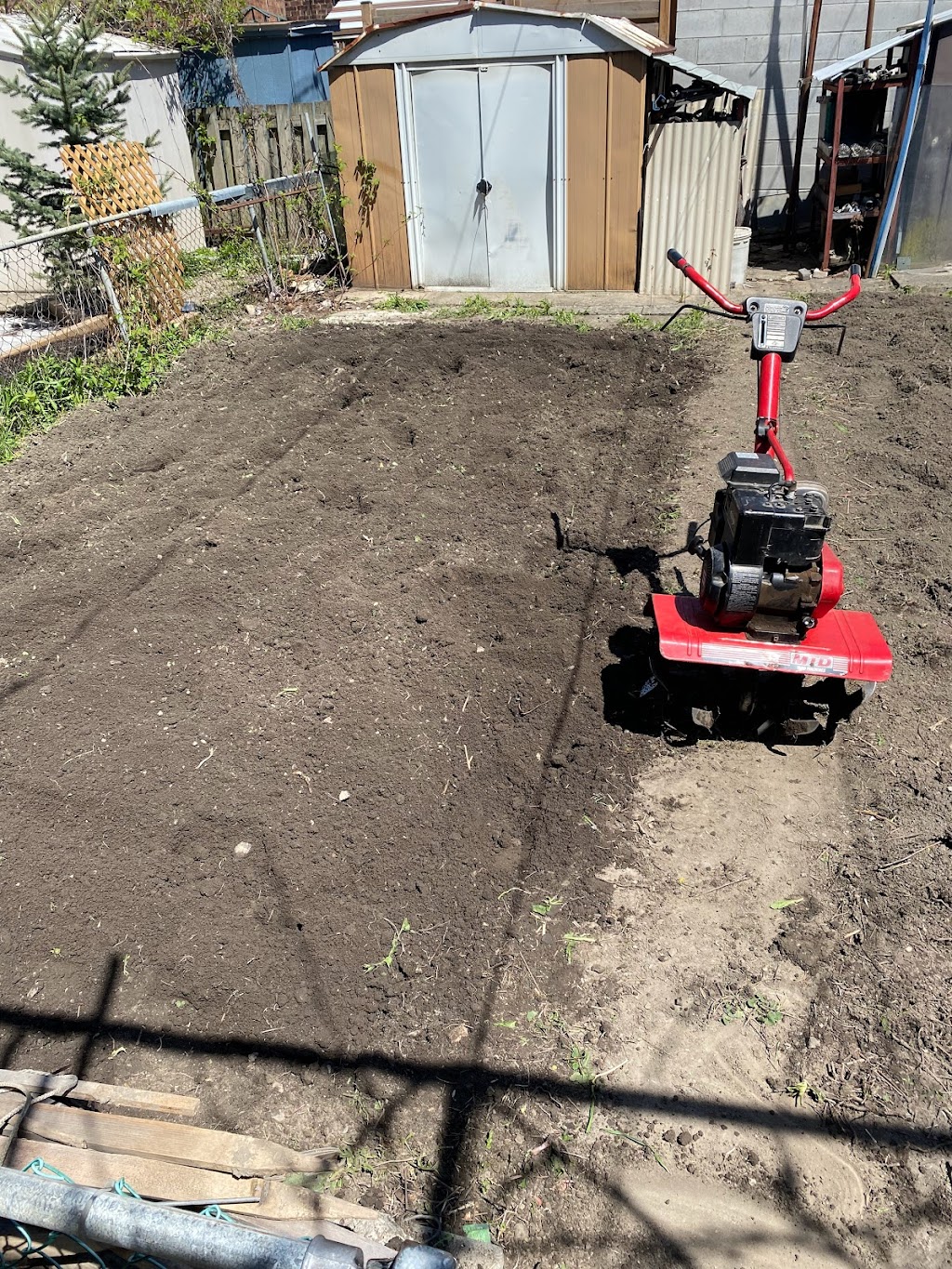 North Evergreen Lawn Garden Landscaping | 28 Wales Ave N, Everett, ON L0M 1J0, Canada | Phone: (647) 896-8416