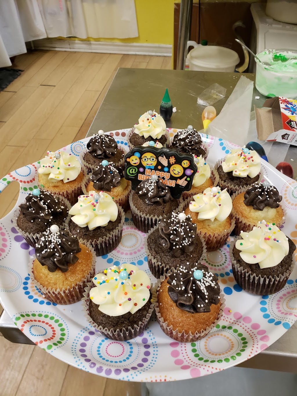 Atelier Du Biscuit | 440 Bd Ivan Pavlov, Laval, QC H7M 4J5, Canada | Phone: (450) 933-7720
