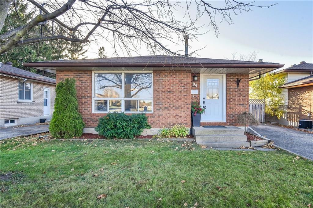 Müve Haus Realty Group | Re/Max Escarpment Realty Inc. | 502 Brant St, Burlington, ON L7R 2G4, Canada | Phone: (905) 631-8118