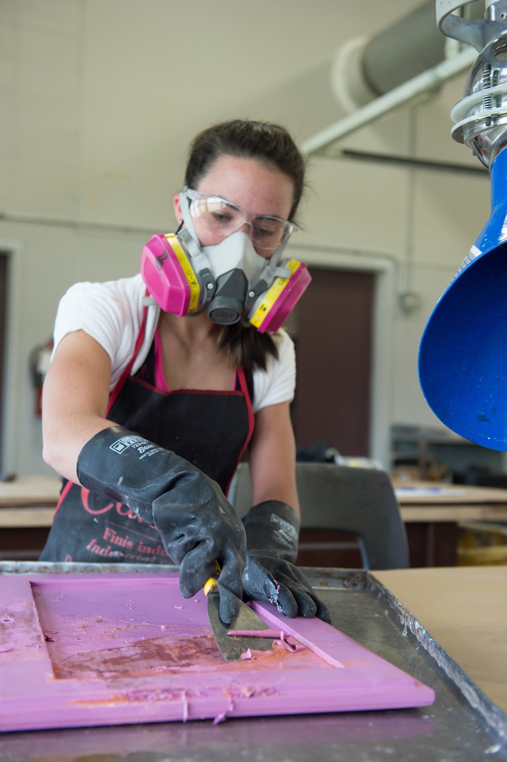 Centre de formation professionnelle des Moulins | 2525 Boulevard des Entreprises, Terrebonne, QC J6W 3L4, Canada | Phone: (450) 492-3551