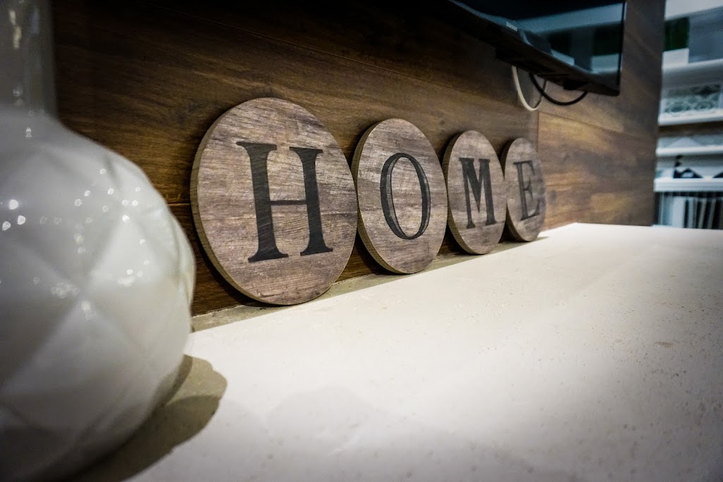 Country Homes Decor Studio | 40 Innovation Dr #8a, Woodbridge, ON L4H 0T2, Canada | Phone: (905) 265-7249