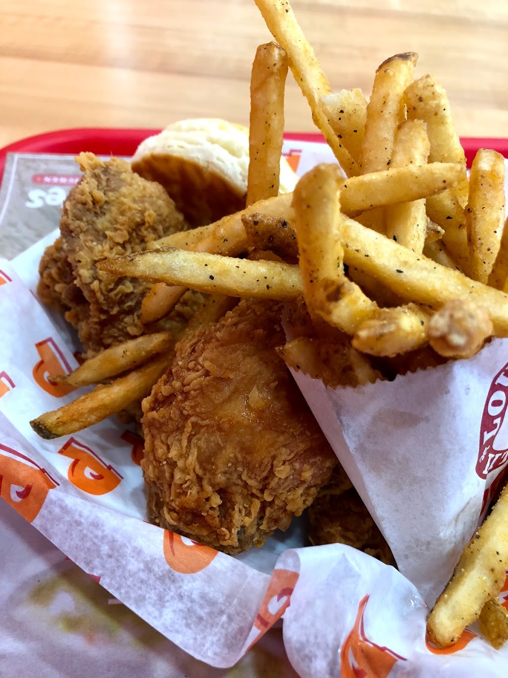 Popeyes Louisiana Kitchen | 425 Aviation Rd NE #102, Calgary, AB T2E 5T5, Canada | Phone: (587) 535-8323