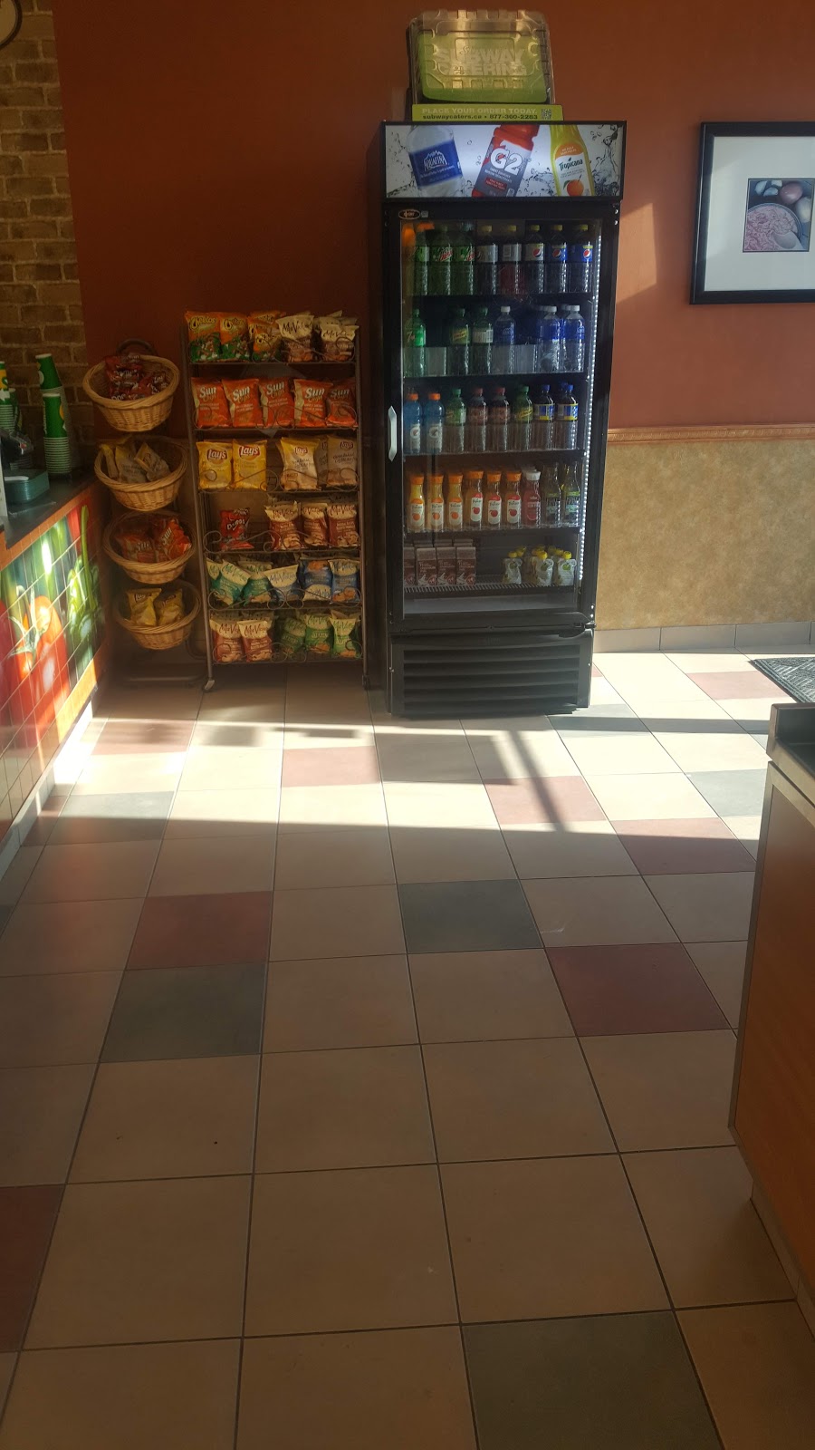 Subway | 325 Central Pkwy W #50, Mississauga, ON L5B 3Y6, Canada | Phone: (905) 306-0015