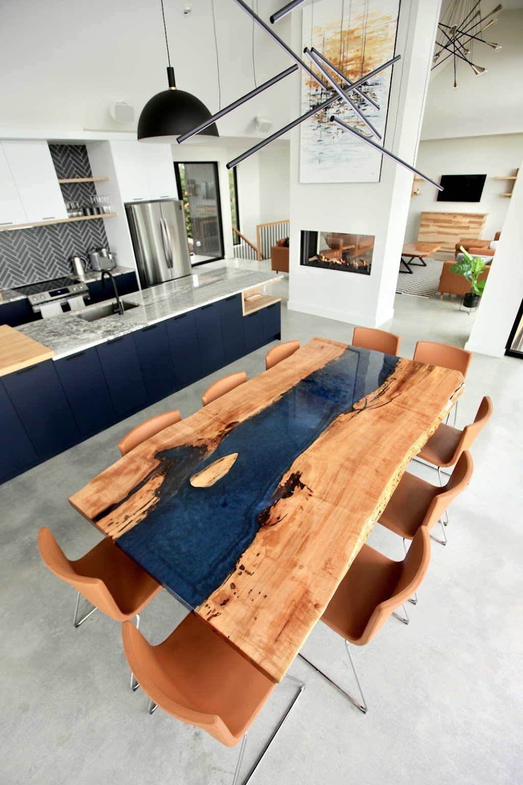 Chalet LAuguste | 60 Chem. des voitures deau, Petite-Rivière-Saint-François, QC G0A 2L0, Canada | Phone: (581) 998-0982