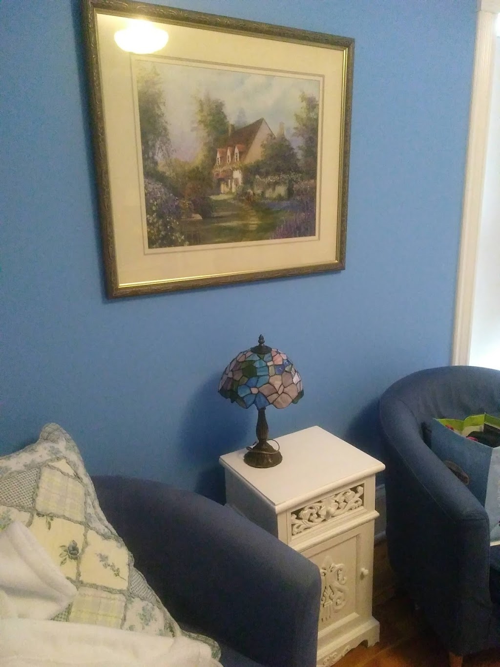 In Wolfville Luxury Bed and Breakfast | 56 Main St, Wolfville, NS B4P 1B7, Canada | Phone: (902) 542-0400