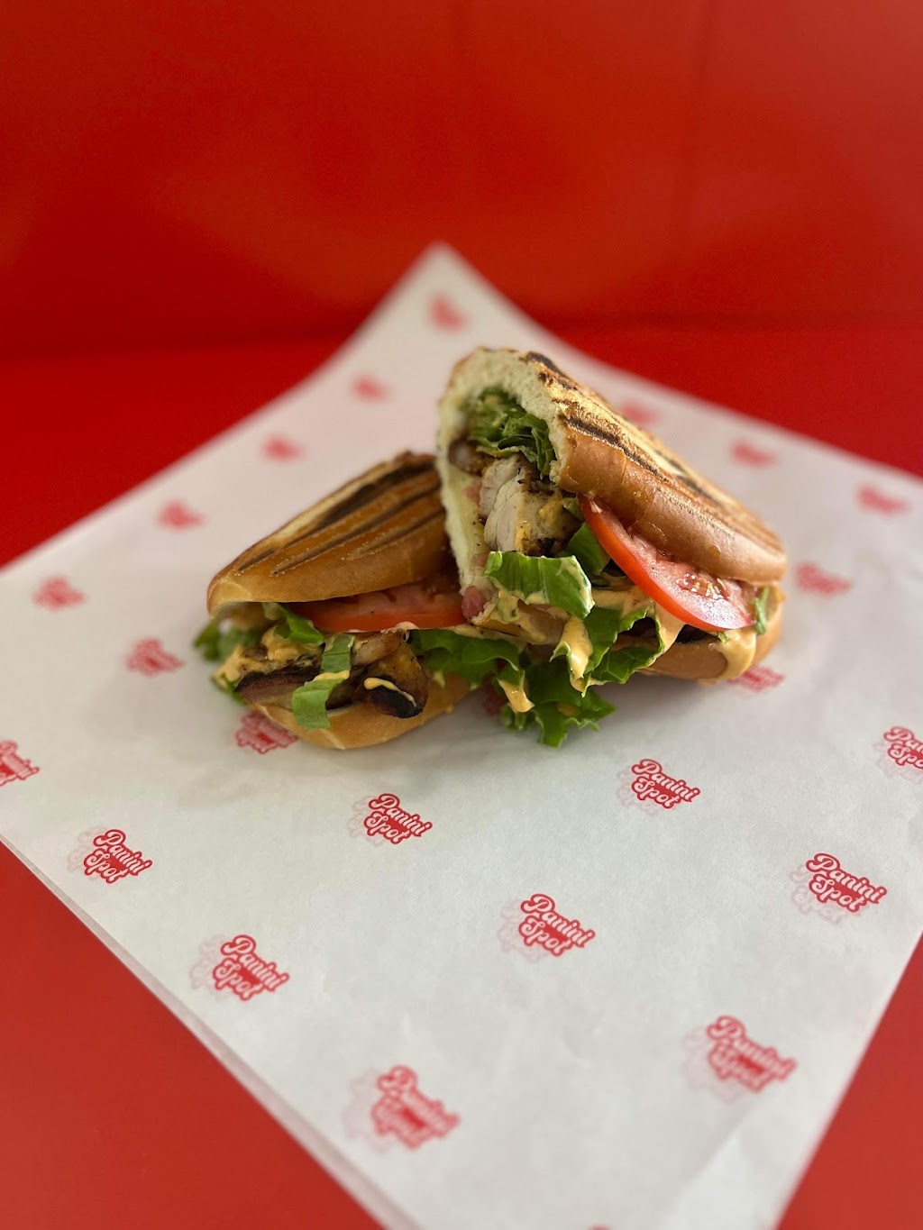 Panini spot | 27 Rue Fusey Suite B, Trois-Rivières, QC G8T 2T3, Canada | Phone: (819) 200-9595
