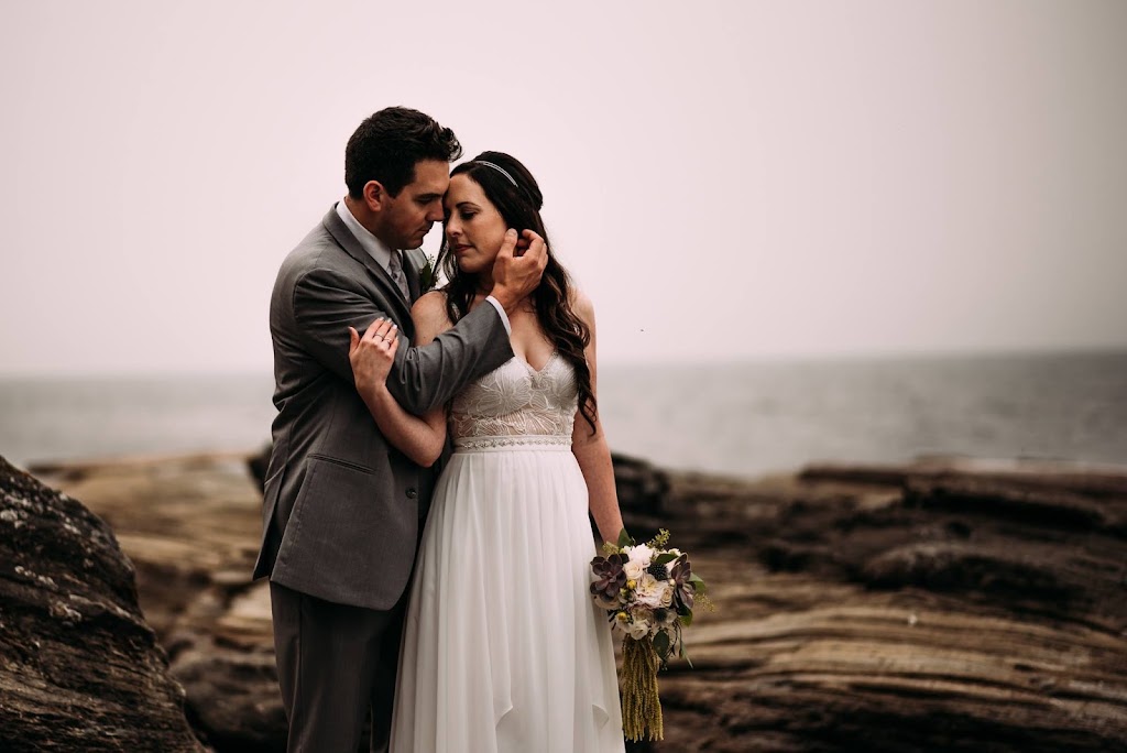 Laura Manson Photography | Box 815, Nanton, AB T0L 1R0, Canada | Phone: (403) 875-2585