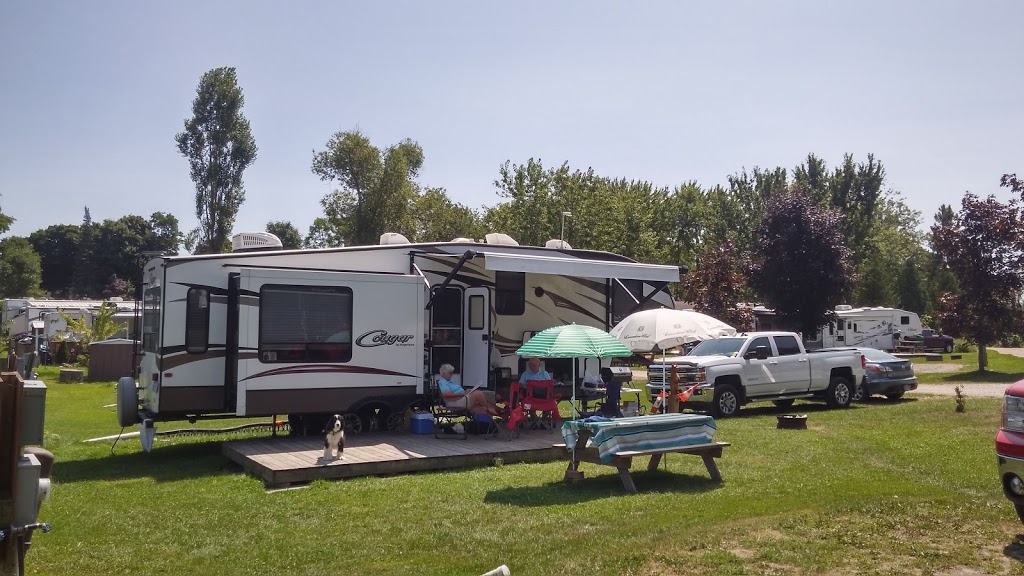 Birdsall Beach Resort | 1170 Birdsall Line, Hastings, ON K0L 1Y0, Canada | Phone: (705) 696-2116