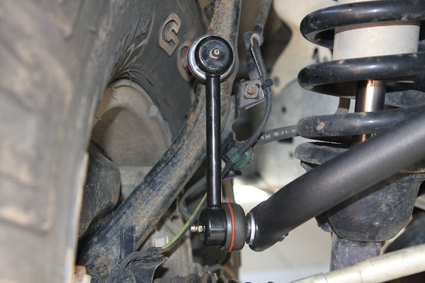 Fenmar Auto Service | 2420 Finch Ave W Unit #14, North York, ON M9M 2E2, Canada | Phone: (416) 743-4050