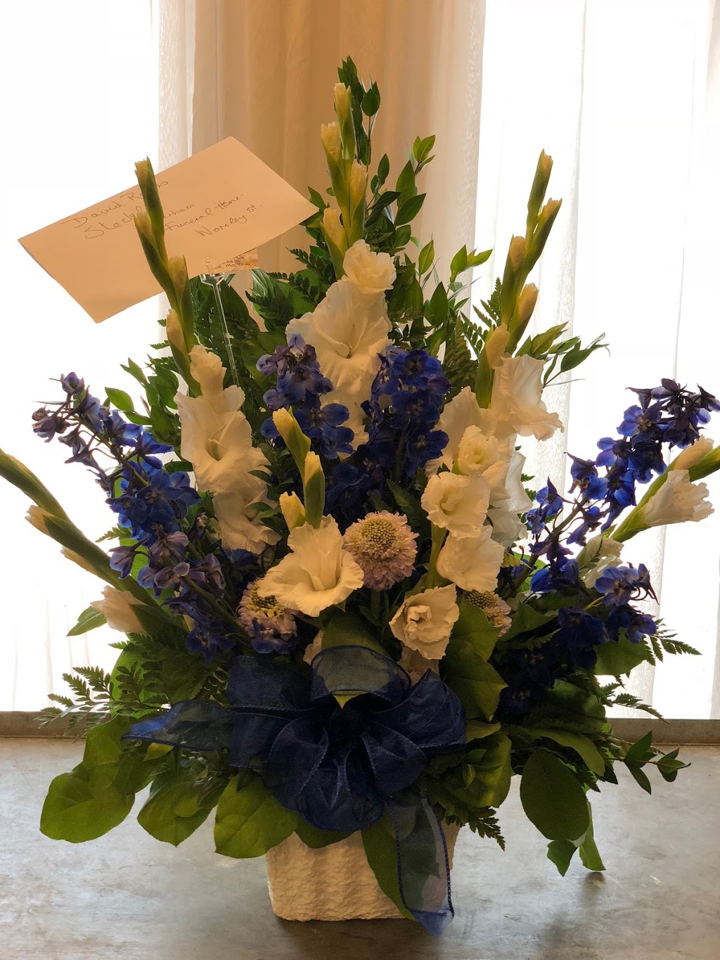 barrieflower.ca | 11 Hart Dr unit 10, Barrie, ON L4N 5M3, Canada | Phone: (705) 727-8170