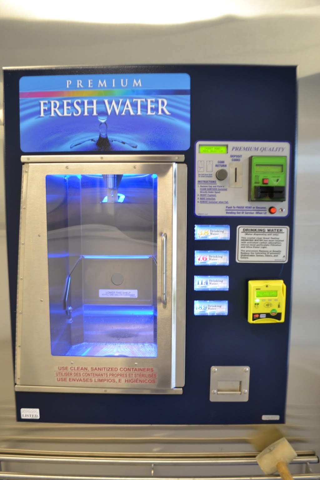 WaterMart 24-7 | 315-550 Century St, Winnipeg, MB R3H 0Y1, Canada | Phone: (204) 784-4420