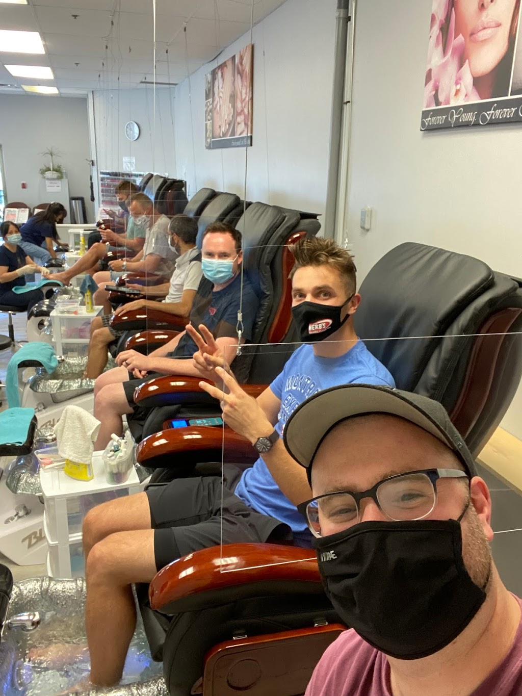 Designer Nails | 1154 Chemong Rd, Peterborough, ON K9H 7J6, Canada | Phone: (705) 536-3198