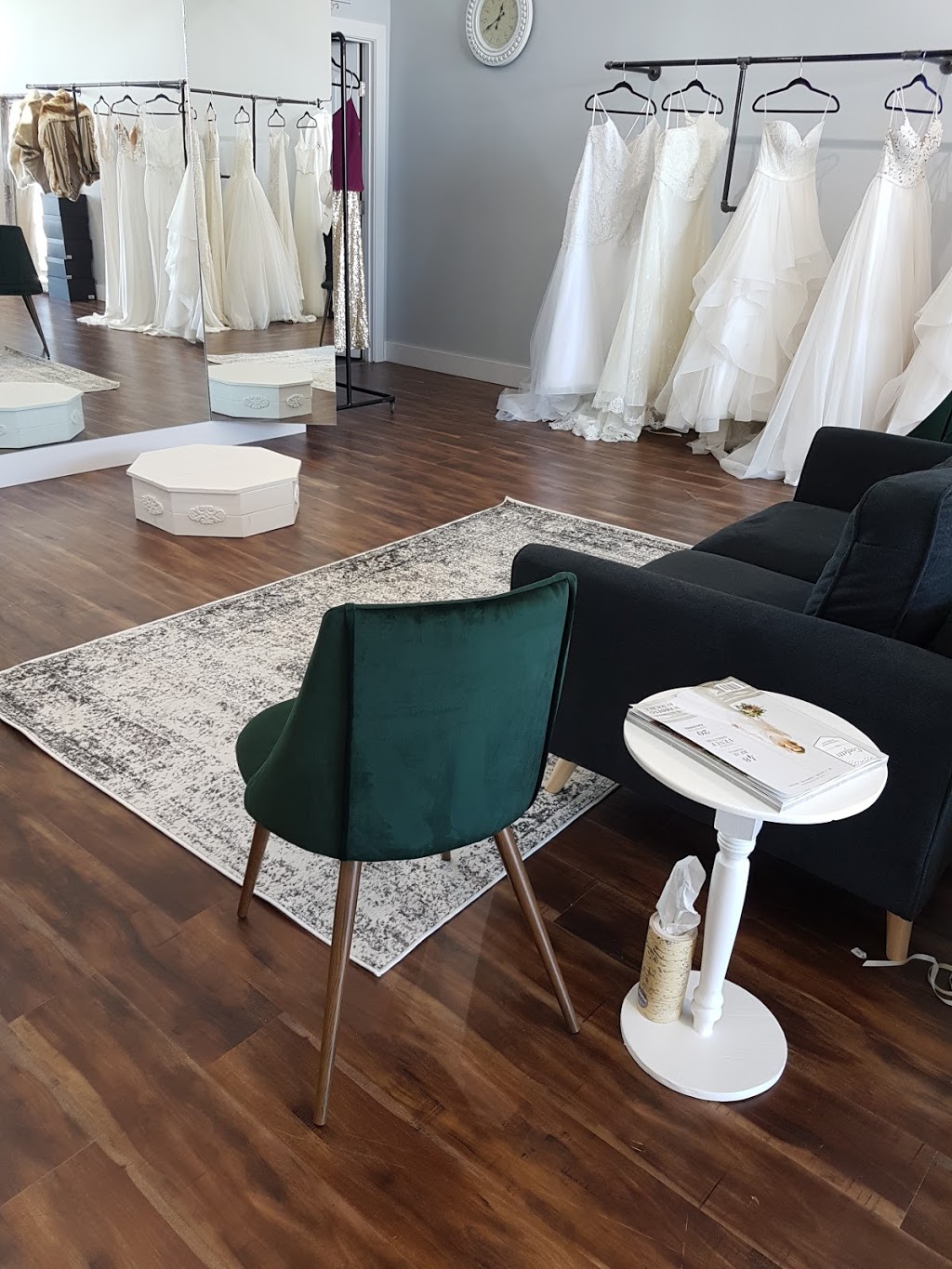 Bridal Avenue Inc | 114, 1, Hawthorne Gate, Spruce Grove, AB T7X 0A6, Canada | Phone: (780) 962-2434