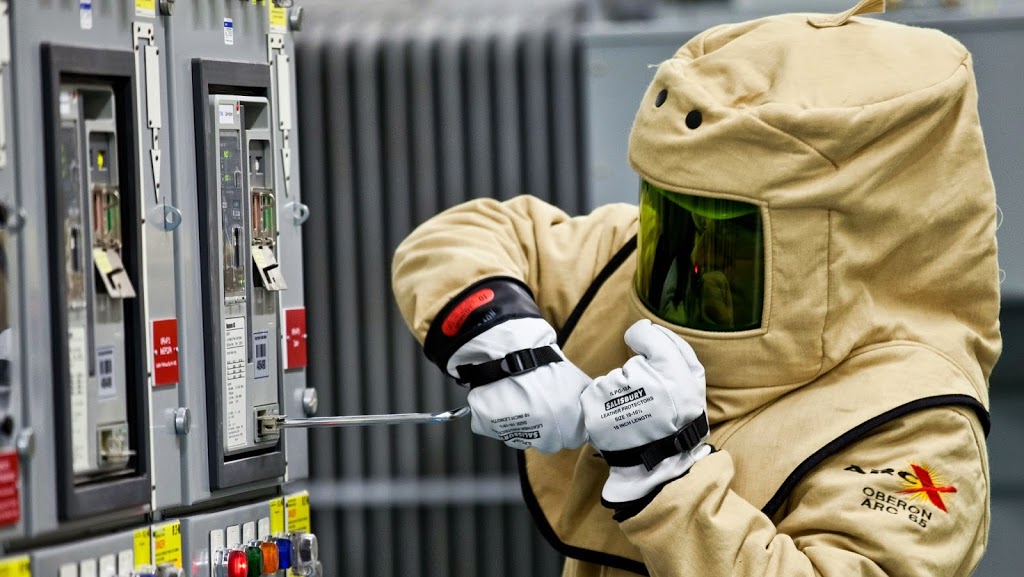 Unlimited PPE Inc. | 1280 Hamilton Regional Rd 8 #10234, Stoney Creek, ON L8E 5R1, Canada | Phone: (905) 573-0300