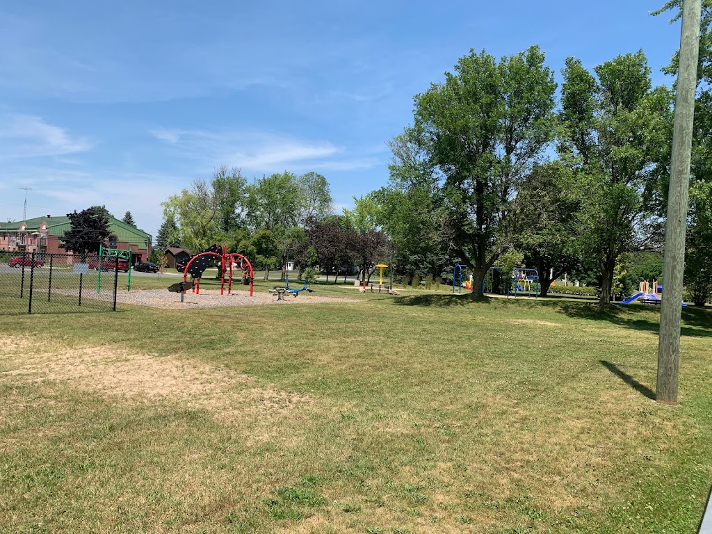 Municipalité de St-Albert | 1245 Rue Principale, Saint-Albert, QC J0A 1E0, Canada | Phone: (819) 353-3300
