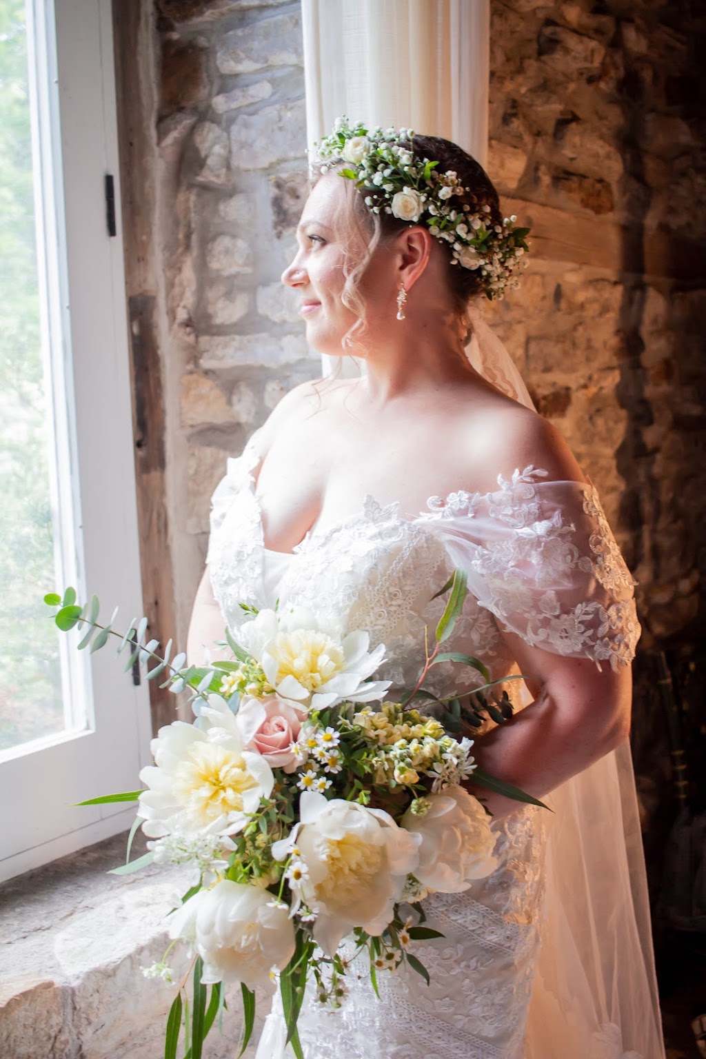 Callaway Floral | 131 Isabella St E, Arthur, ON N0G 1A0, Canada | Phone: (613) 406-6066