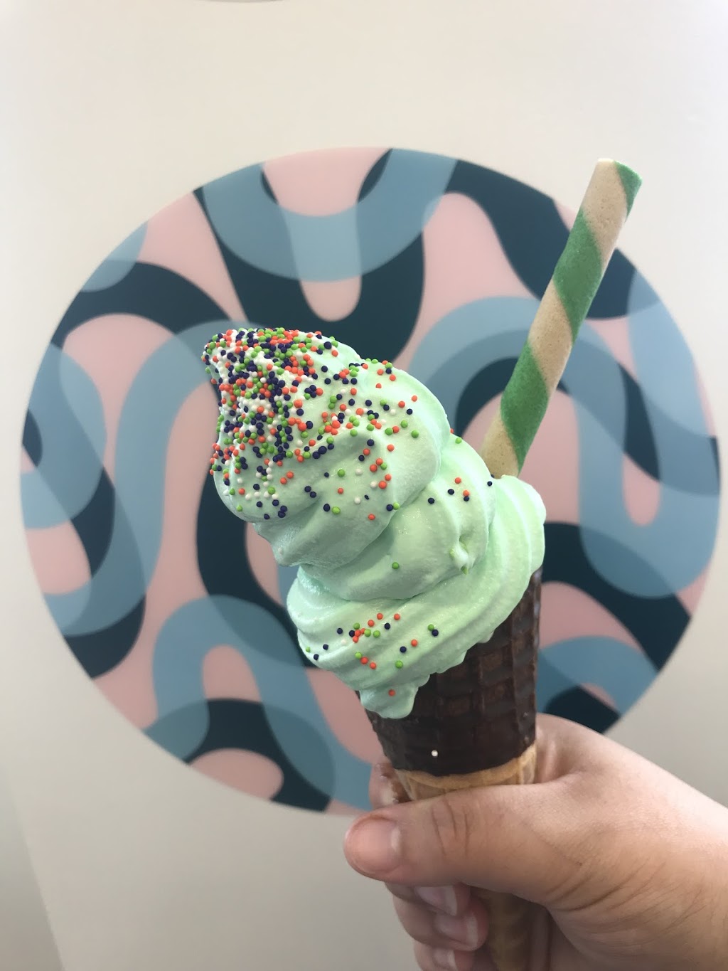 BJs Dairy Bar & Eatery | 24 Ontario Rd, Mitchell, ON N0K 1N0, Canada | Phone: (519) 348-4440