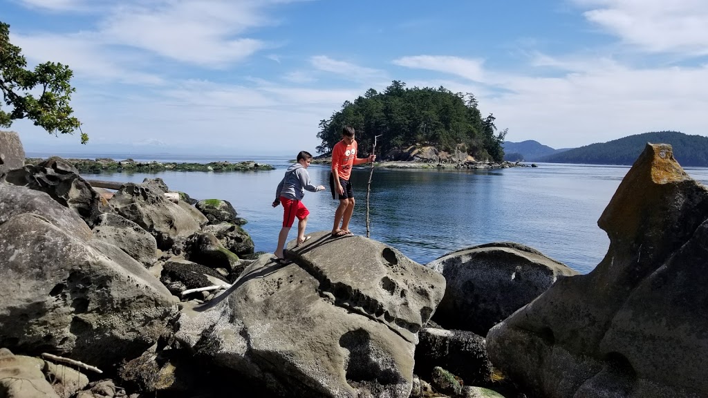Bennett Bay | Isabella Rd, Mayne Island, BC V0N 2J1, Canada | Phone: (250) 654-4072