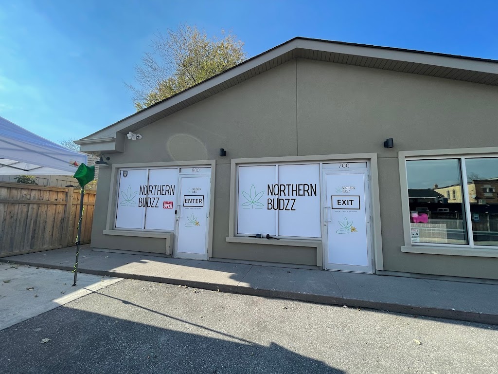 Northern Budzz | 29 Main St W Unit 700 & 800, Beeton, ON L0G 1A0, Canada | Phone: (905) 748-2010