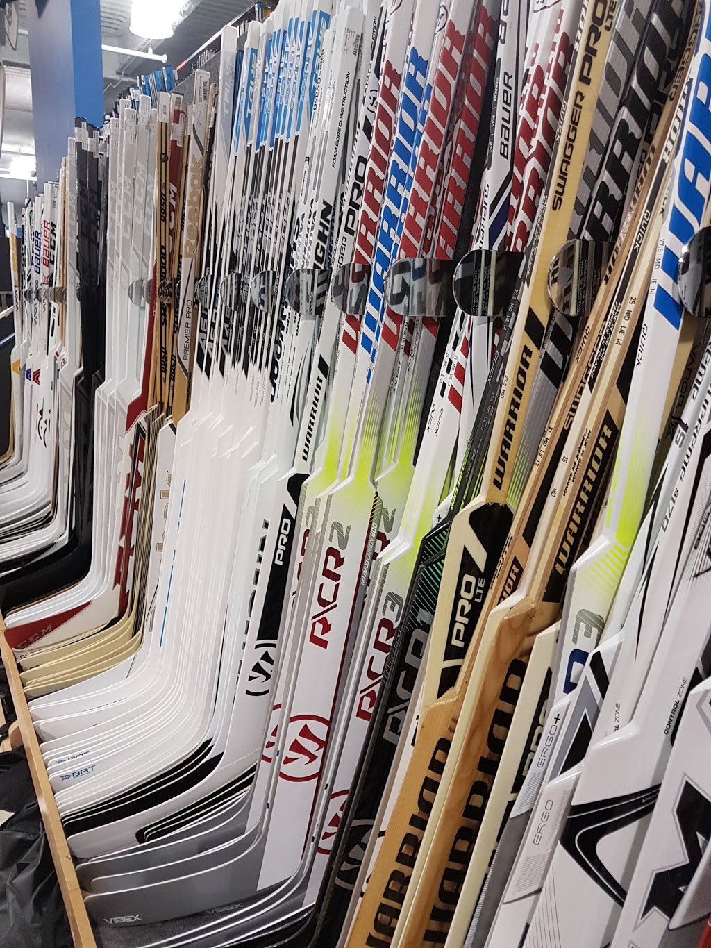 Pro Hockey Life Kitchener | 50 Sportswold Crossing Rd, Kitchener, ON N2P 0A4, Canada | Phone: (519) 653-7177