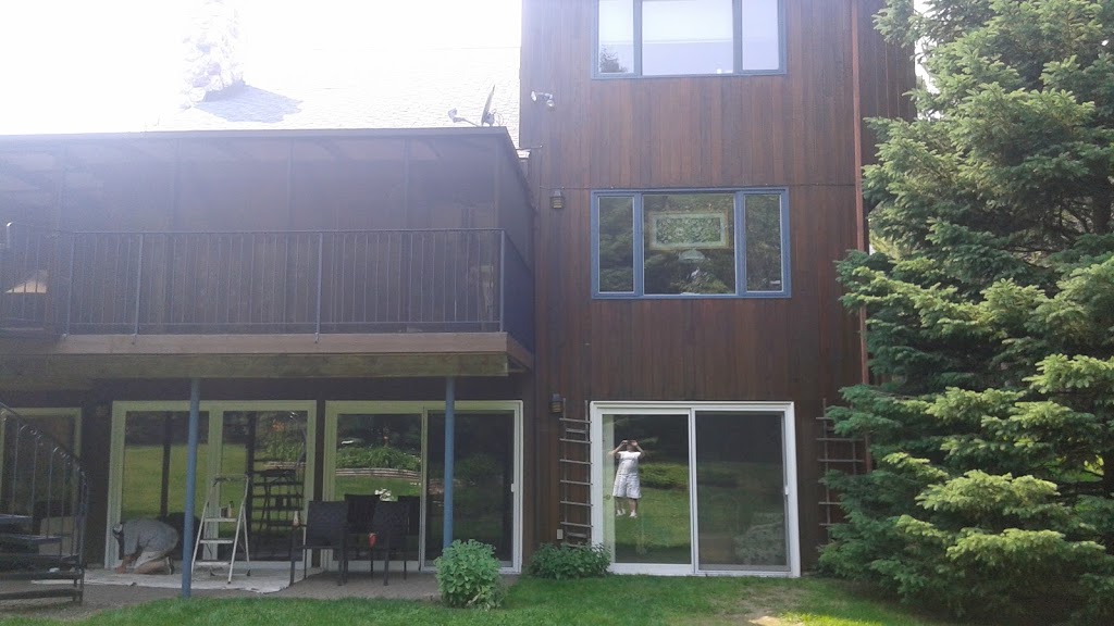 Decco Painting & Home Imprvmt | Black Cherry Crescent, Barrie, ON L4N 9K9, Canada | Phone: (705) 716-6104