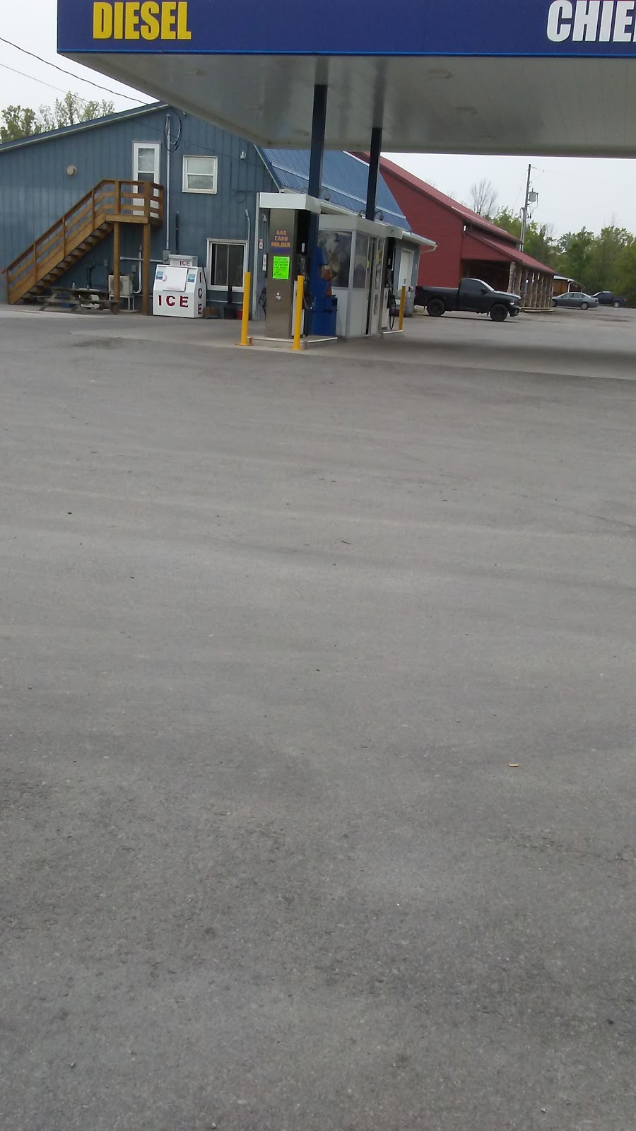 Chiefswood Gas & Garage | 2318 Chiefswood Rd, Ohsweken, ON N0A 1M0, Canada | Phone: (519) 445-2810