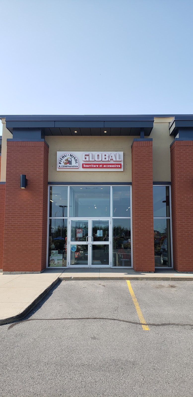 Pitou Minou & Compagnons Global / Global PetFood | 3 Boulevard de Sardaigne, Candiac, QC J5R 0A1, Canada | Phone: (450) 241-6330