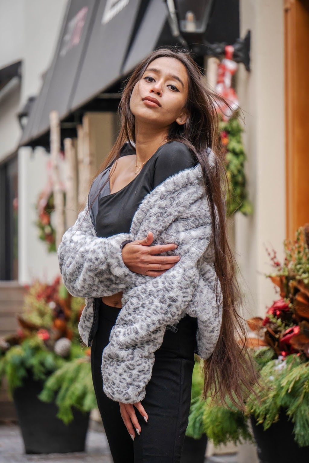 Photoshoots in Toronto | 30 Hillsboro Ave, Toronto, ON M5R 1S7, Canada | Phone: (647) 709-2911