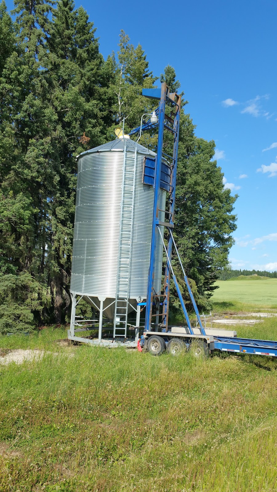 Hudsons Equipment Hauling | 4645 62 St, Red Deer, AB T4N 2R4, Canada | Phone: (403) 346-9545