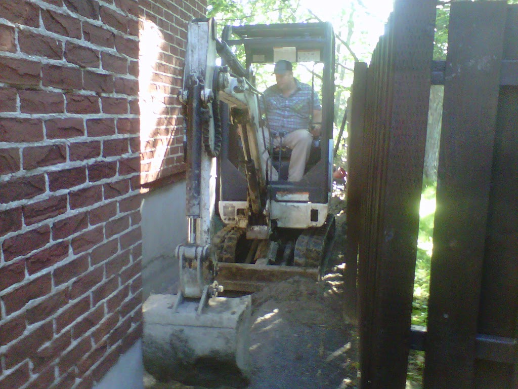 Loyalist Construction & Landscaping Ltd. | 1424 Ottawa St, Kingston, ON K7P 0C2, Canada | Phone: (613) 484-4178