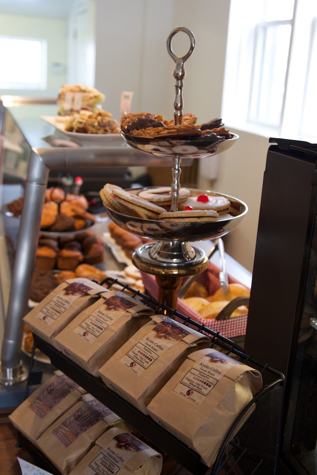 Sticklings Bakery | 637 The Queensway #11, Peterborough, ON K9J 7J6, Canada | Phone: (705) 741-0777
