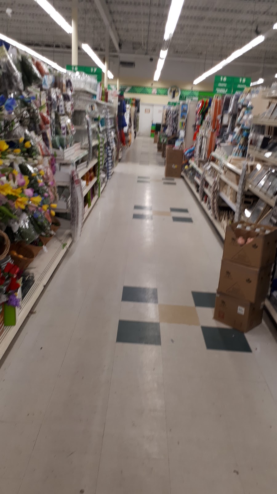 Dollar Tree | 102-640 Queenston Rd, Hamilton, ON L8K 1K2, Canada | Phone: (905) 560-6868