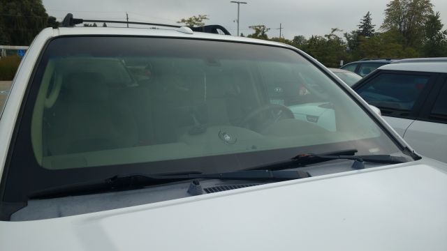 Go! Glass Kitchener Manitou Dr. | Windshield Repair & Replacemen | 300 Manitou Dr Unit #E, Kitchener, ON N2C 1L3, Canada | Phone: (519) 748-2177