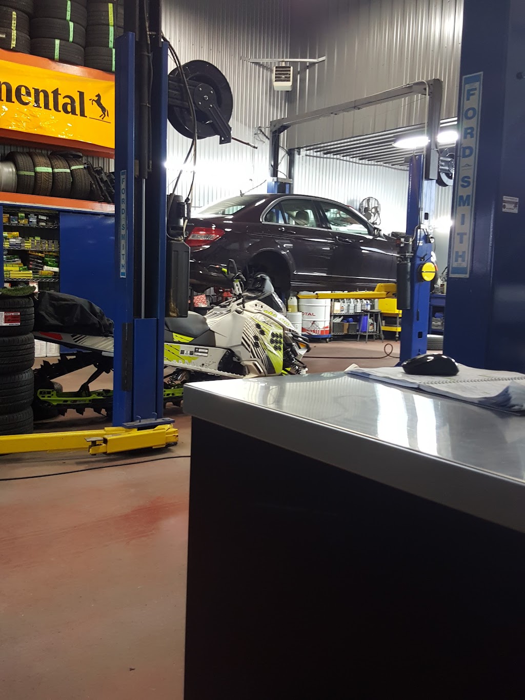 Automobiles Réal Parent Inc | 2799 Av. de Vitré, Québec, QC G1J 5G1, Canada | Phone: (418) 529-1323