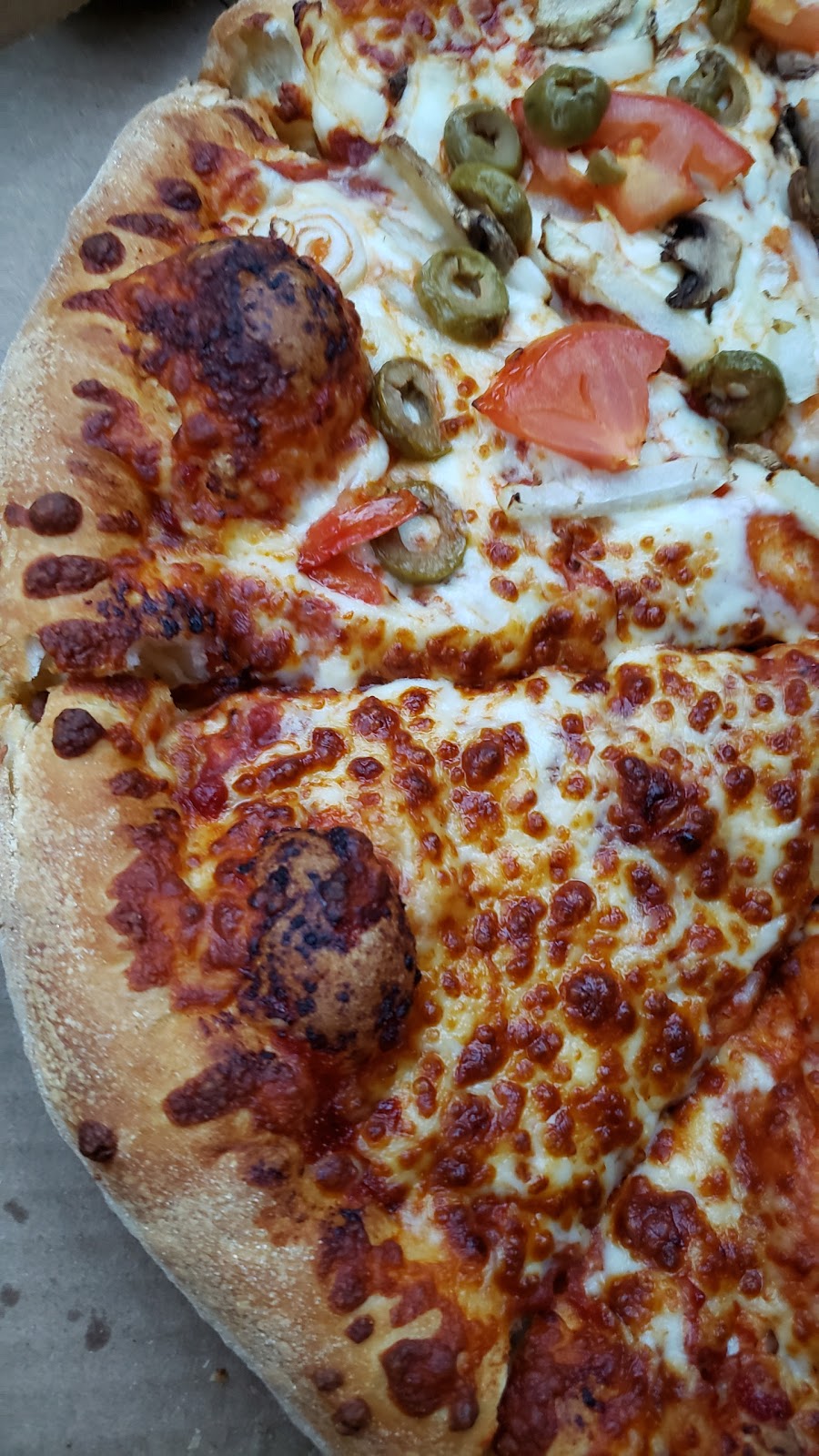 Dominos Pizza | 5402 Main St, Whitchurch-Stouffville, ON L4A 1H3, Canada | Phone: (365) 395-0005
