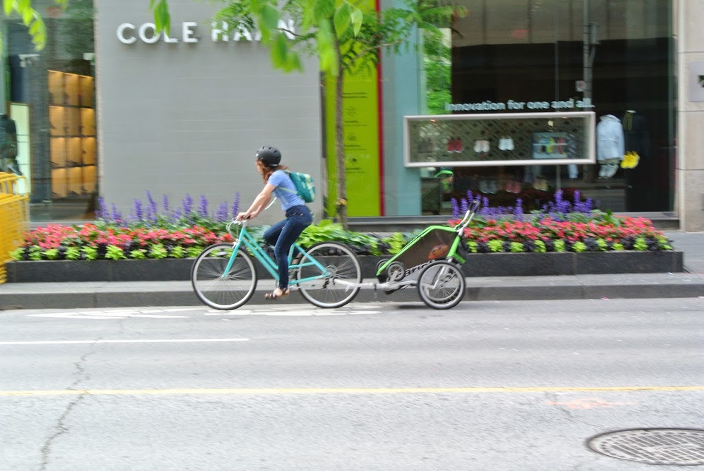 Cole Haan | 101 Bloor St W, Toronto, ON M5S 2Z7, Canada | Phone: (416) 926-7575