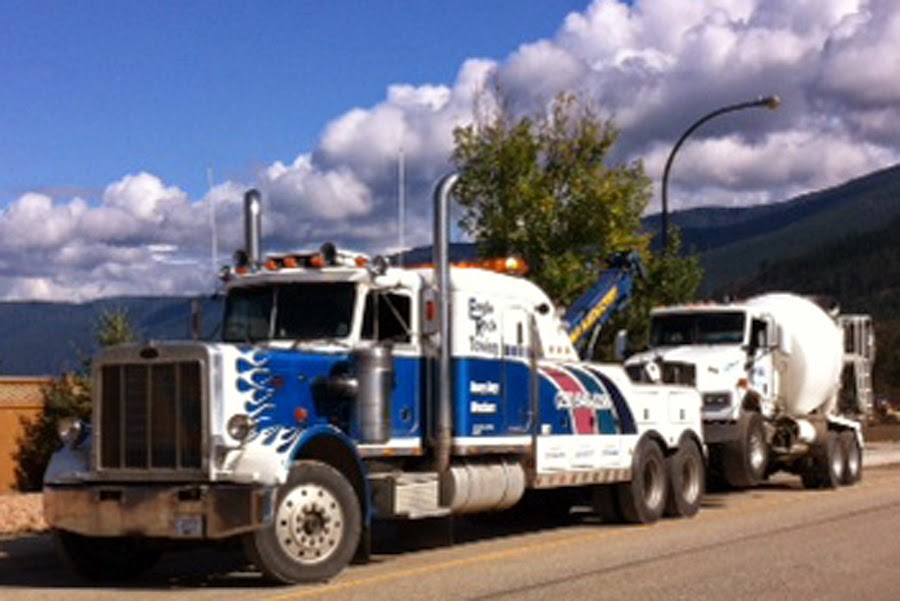 Eagle Rock Towing and Storage Armstrong | 1645 Eagle Rock Rd, Armstrong, BC V0E 1B7, Canada | Phone: (250) 546-8290
