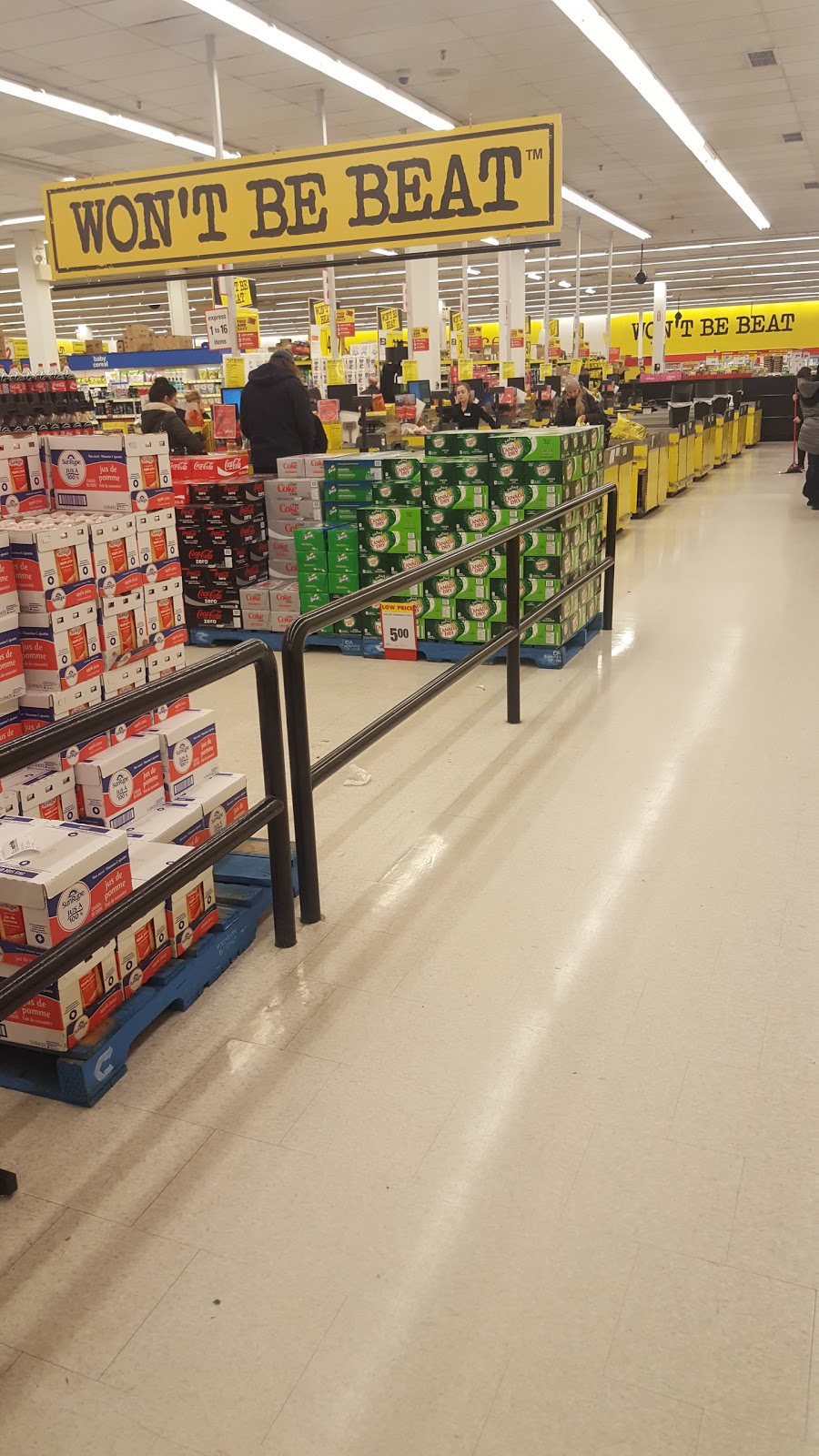 Colangelos No Frills | 125 Cross Ave Unit 1, Oakville, ON L6J 2W8, Canada | Phone: (866) 987-6453