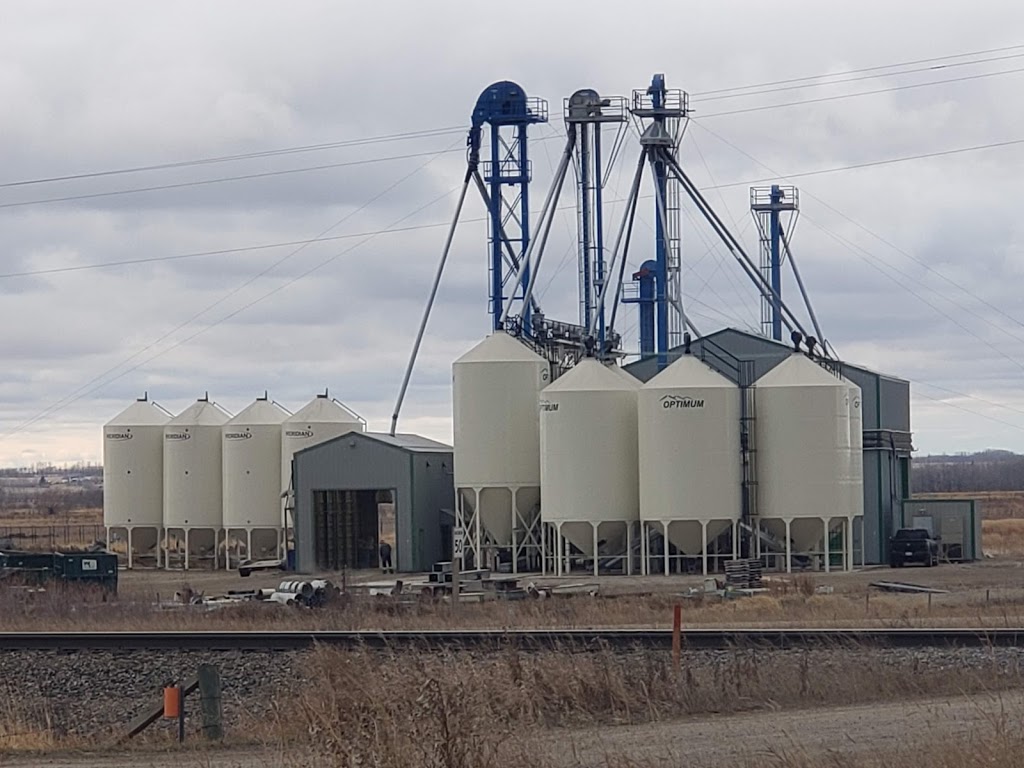 WA Grain Bowden Office | 2369 W Railway St, Bowden, AB T0M 0K0, Canada | Phone: (403) 224-2056