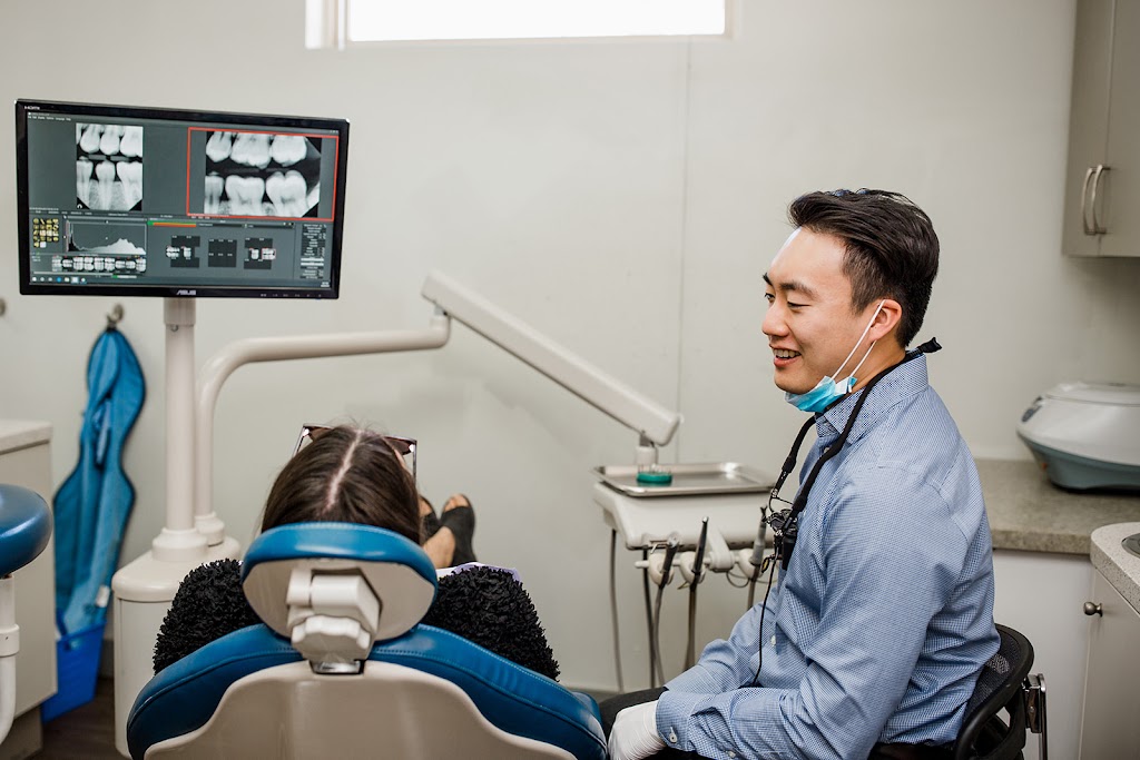 Cumberland Dental Centre | 2763 Dunsmuir Ave, Cumberland, BC V0R 1S0, Canada | Phone: (250) 336-2006