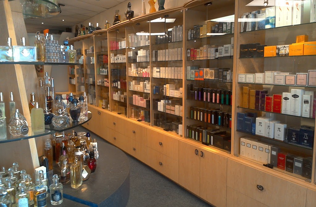 LO de lAube Parfumerie | Promenade King (mail Intérieur, 2235 Rue King Ouest, Sherbrooke, QC J1J 2G2, Canada | Phone: (819) 564-0814