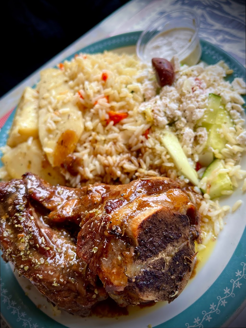 Helens Grill | 4102 Main St, Vancouver, BC V5V 3P6, Canada | Phone: (604) 874-4413