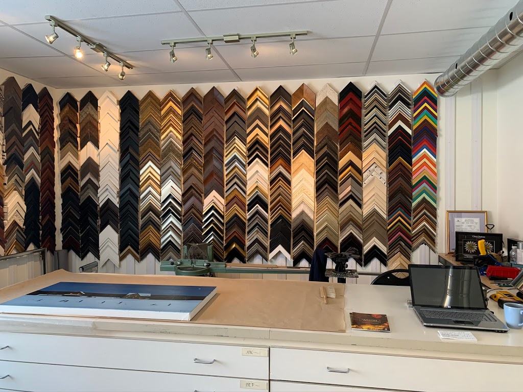 Bridgeport Fine Art | 606 Lancaster St W, Kitchener, ON N2K 1M3, Canada | Phone: (519) 502-2223