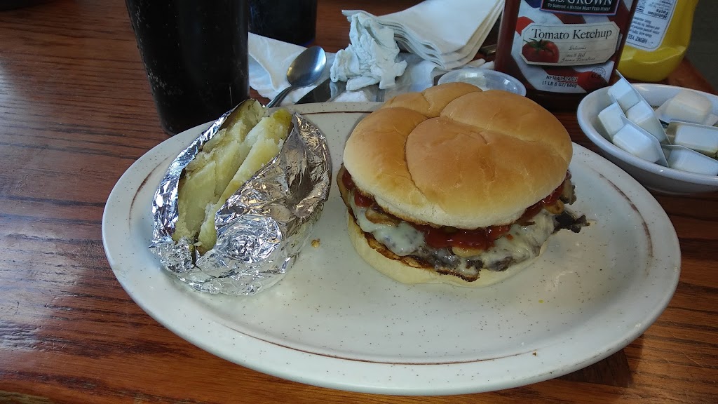 Bills Diner | 2762 Main St, Newfane, NY 14108, USA | Phone: (716) 778-5672
